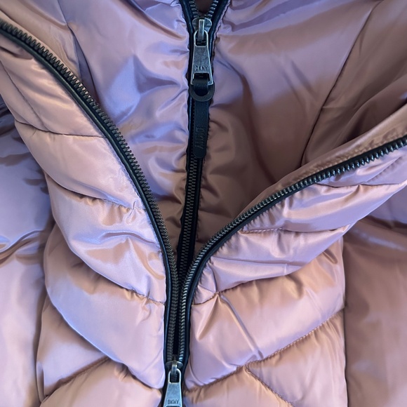 DKNY puffer coat Like New - Picture 5 of 6